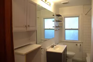 1208 Campbell St, Valparaiso, IN 46385 - Photo 9