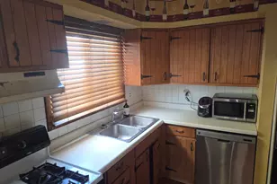 1218 N Glenwood Ave, Griffith, IN 46319 - Photo 3