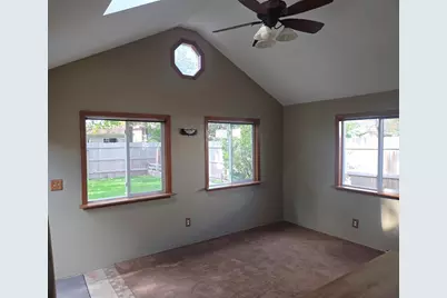 1218 N Glenwood Avenue, Griffith, IN 46319 - Photo 9