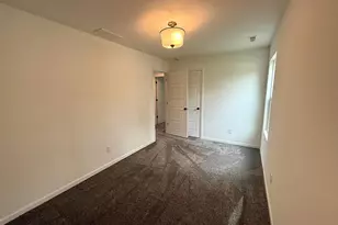 717 Lake St, Hobart, IN 46342 - Photo 13