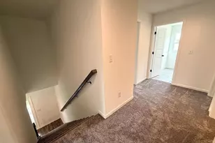 717 Lake St, Hobart, IN 46342 - Photo 11