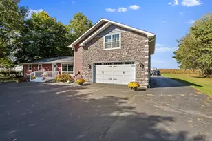 530 S 300 E, Kouts, IN 46347 - Photo 3