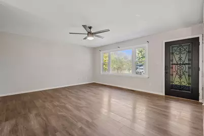 7562 Montana Street, Hobart, IN 46342 - Photo 23