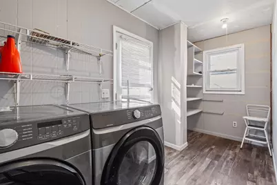 7562 Montana Street, Hobart, IN 46342 - Photo 15