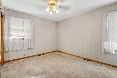 7562 Montana Street, Hobart, IN 46342 - Photo 3