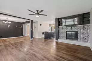 7562 Montana St, Hobart, IN 46342 - Photo 25