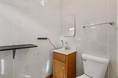 7562 Montana Street, Hobart, IN 46342 - Photo 5