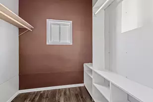 7562 Montana St, Hobart, IN 46342 - Photo 13