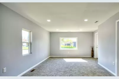 2713 Jefferson Street, Gary, IN 46407 - Photo 3