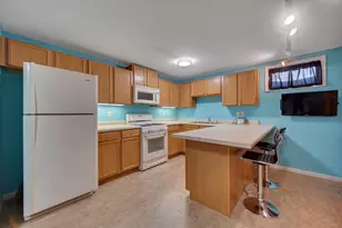 2502 McAfee Dr, Valparaiso, IN 46383 - Photo 21