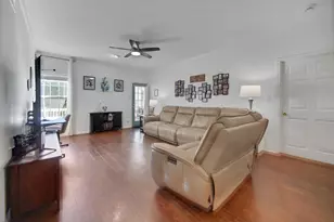 2502 McAfee Dr, Valparaiso, IN 46383 - Photo 7