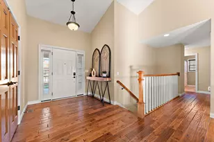 3251 Mockingbird Ln, Valparaiso, IN 46383 - Photo 5