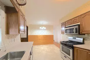 3439 Martha St, Highland, IN 46322 - Photo 9