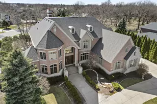 10224 Cherrywood Ln, Munster, IN 46321 - Photo 3