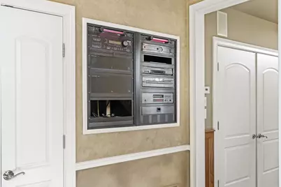 10224 Cherrywood Lane, Munster, IN 46321 - Photo 95