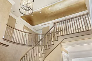 10224 Cherrywood Ln, Munster, IN 46321 - Photo 15