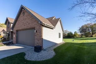 4901 Oriole Ave, Schererville, IN 46375 - Photo 59