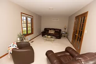 4901 Oriole Ave, Schererville, IN 46375 - Photo 21