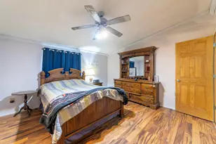 11327 N 550 E, Demotte, IN 46310 - Photo 19