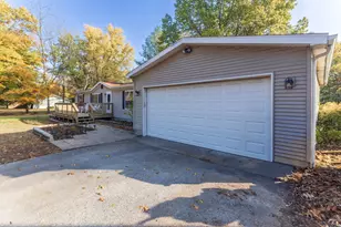 11327 N 550 E, Demotte, IN 46310 - Photo 35