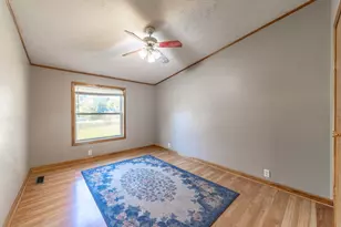 11327 N 550 E, Demotte, IN 46310 - Photo 27