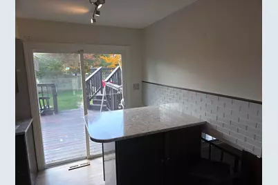 1429 W 74th Place, Merrillville, IN 46410 - Photo 5