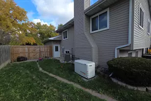 1429 W 74th Pl, Merrillville, IN 46410 - Photo 13