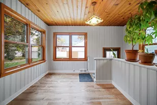 8342 Howard Ave, Munster, IN 46321 - Photo 17