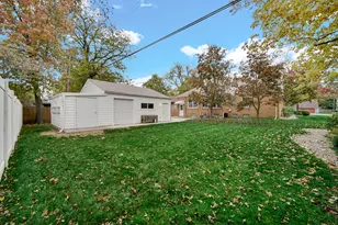 8342 Howard Ave, Munster, IN 46321 - Photo 29