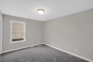 211 E Fulton St, Michigan City, IN 46360 - Photo 33