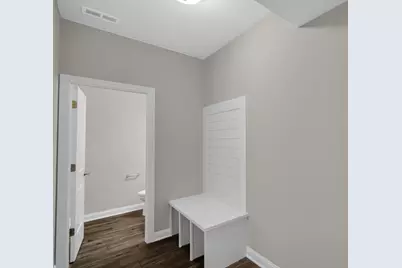 211 E Fulton Street, Michigan City, IN 46360 - Photo 17