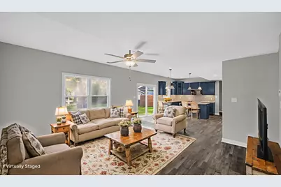 211 E Fulton Street, Michigan City, IN 46360 - Photo 3