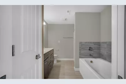 211 E Fulton Street, Michigan City, IN 46360 - Photo 25