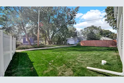 211 E Fulton Street, Michigan City, IN 46360 - Photo 37