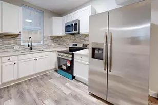 1379 Roosevelt Pl, Gary, IN 46404 - Photo 15