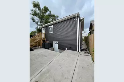 1379 Roosevelt Place, Gary, IN 46404 - Photo 17