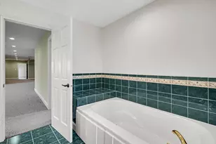 836 Killarney Dr, Dyer, IN 46311 - Photo 43