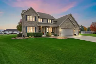 1215 Westbrook Ct, Crown Point, IN 46307 - Photo 3