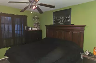 1643 N Indiana Pl, Griffith, IN 46319 - Photo 5