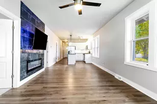 904 Field St, Hammond, IN 46320 - Photo 23