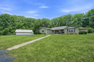 467 N 211 E, Valparaiso, IN 46383 - Photo 1
