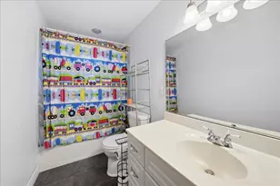 467 N 211 E, Valparaiso, IN 46383 - Photo 23