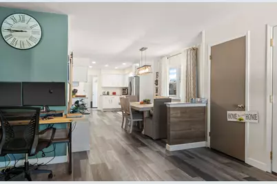 513 Almond Street SW, Demotte, IN 46310 - Photo 9