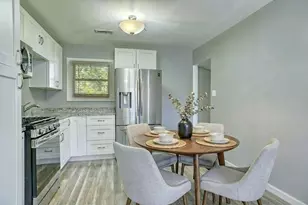 3521 164th St, Hammond, IN 46323 - Photo 9