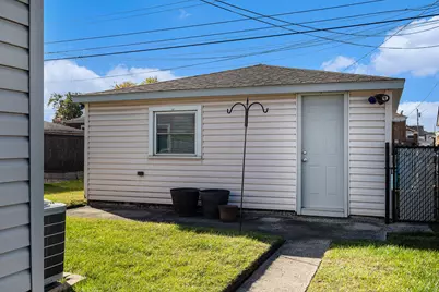 3944 Henry Avenue, Hammond, IN 46327 - Photo 15