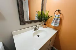 614 Brown Ave, Mishawaka, IN 46545 - Photo 17