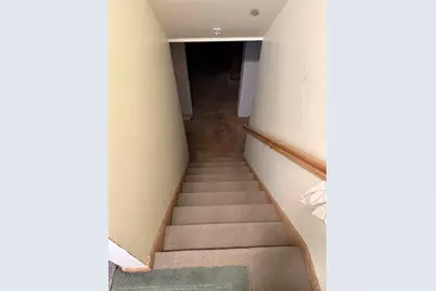 305 W 35th Avenue, Griffith, IN 46319 - Photo 13