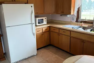 305 W 35th Ave, Griffith, IN 46319 - Photo 3