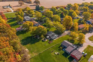 411 Nantucket Rd, Valparaiso, IN 46385 - Photo 31