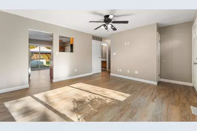 411 Nantucket Road, Valparaiso, IN 46385 - Photo 7